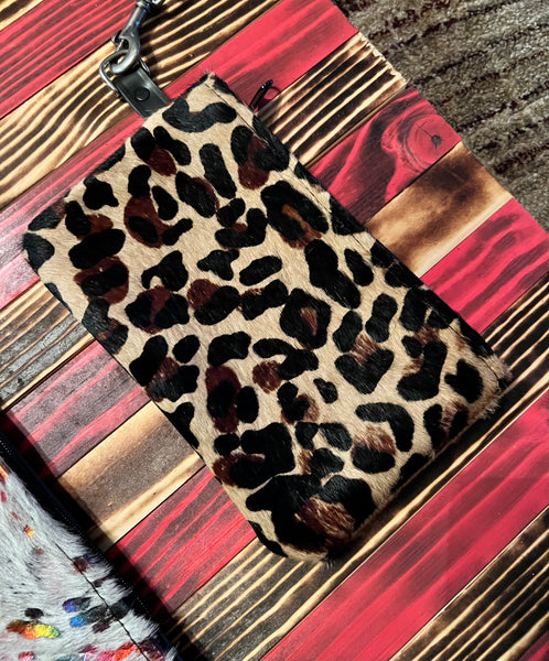 Leopard Print Neoprene Tote Bag w/ Wristlet – Old Skool Boutique